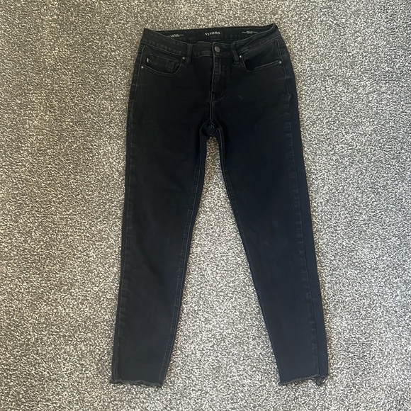 Black Vigoss Skinny Jeans - Picture 3 of 6